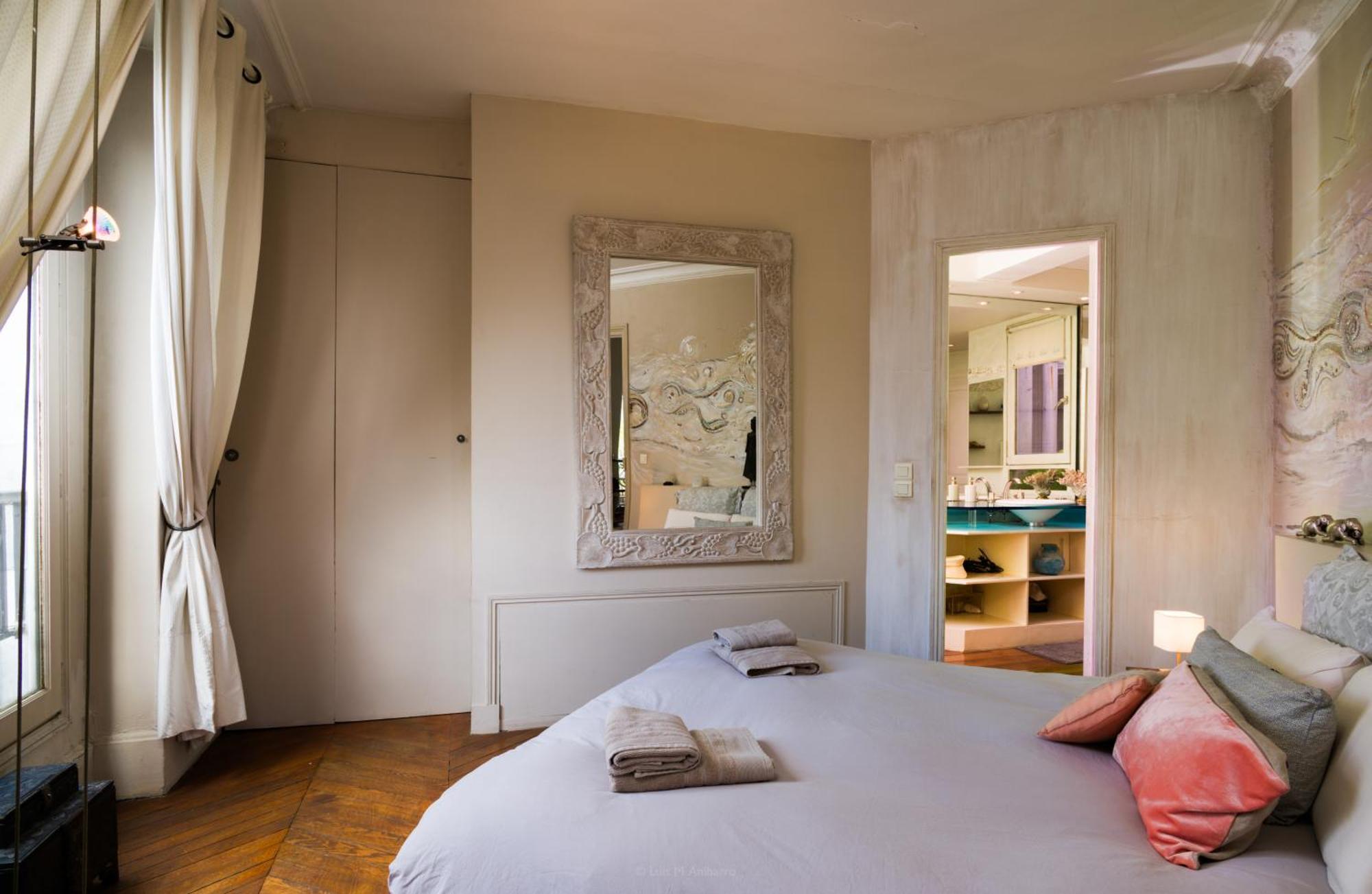 Homestay Grand Haussmannien Au Coeur De