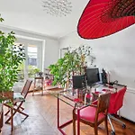 Grand Appartement Haussmannien Au Coeur De Paris